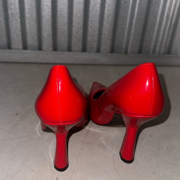H&M pumps - Picture 3 of 3